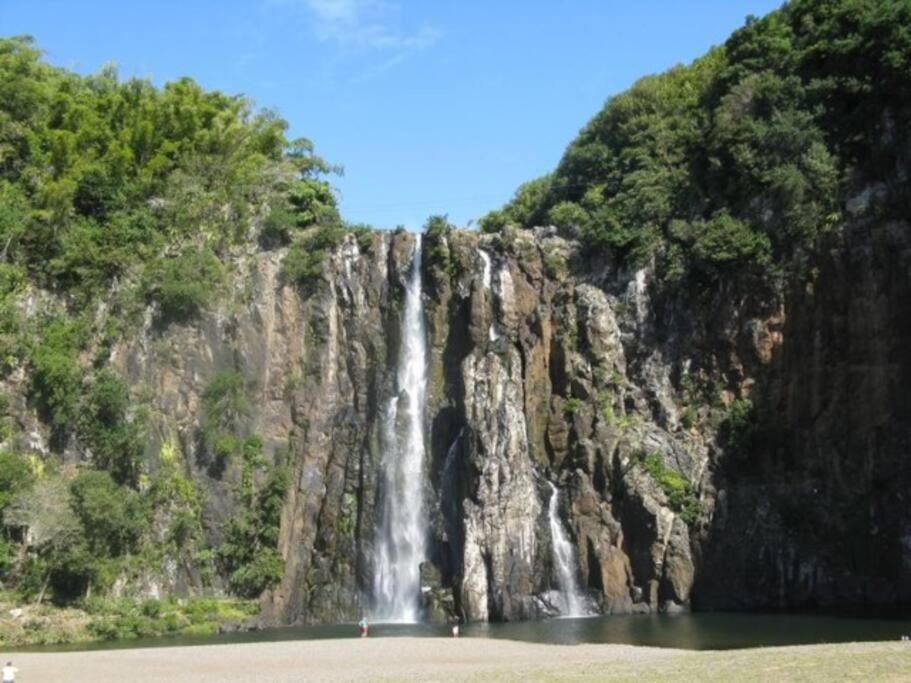 Villa Du Beau Vallon 2 Jacuzzi Privatif Et Piscine Chauffee Partagee Saint-Benoît 외부 사진