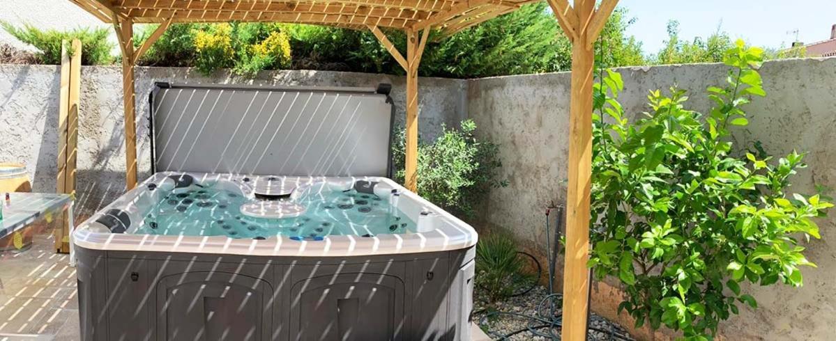 Villa Du Beau Vallon 2 Jacuzzi Privatif Et Piscine Chauffee Partagee Saint-Benoît 외부 사진