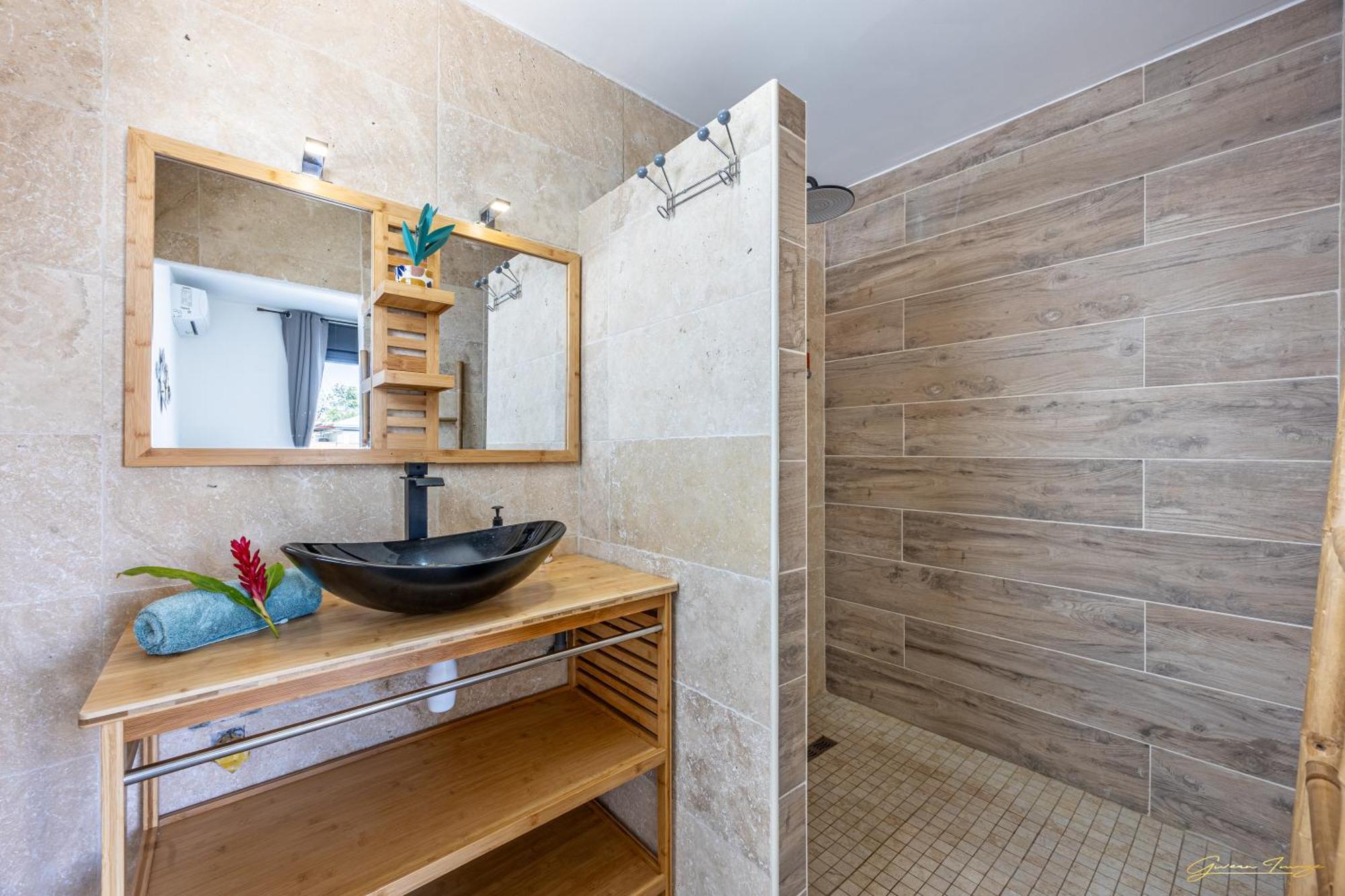Villa Du Beau Vallon 2 Jacuzzi Privatif Et Piscine Chauffee Partagee Saint-Benoît 외부 사진